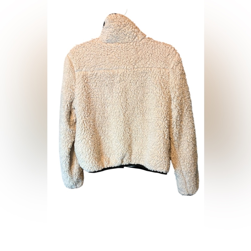 Thread & Supply Cream Teddy Jacket Black Trim Cozy Fleece Size Medium - Picture 7 of 8